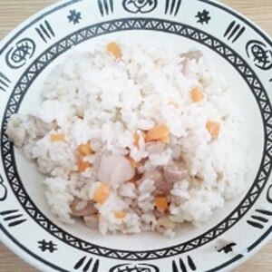 炊飯器で簡単チキンピラフ